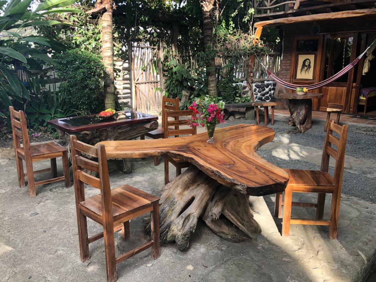 קנואה Hostal Rutamar מראה חיצוני תמונה